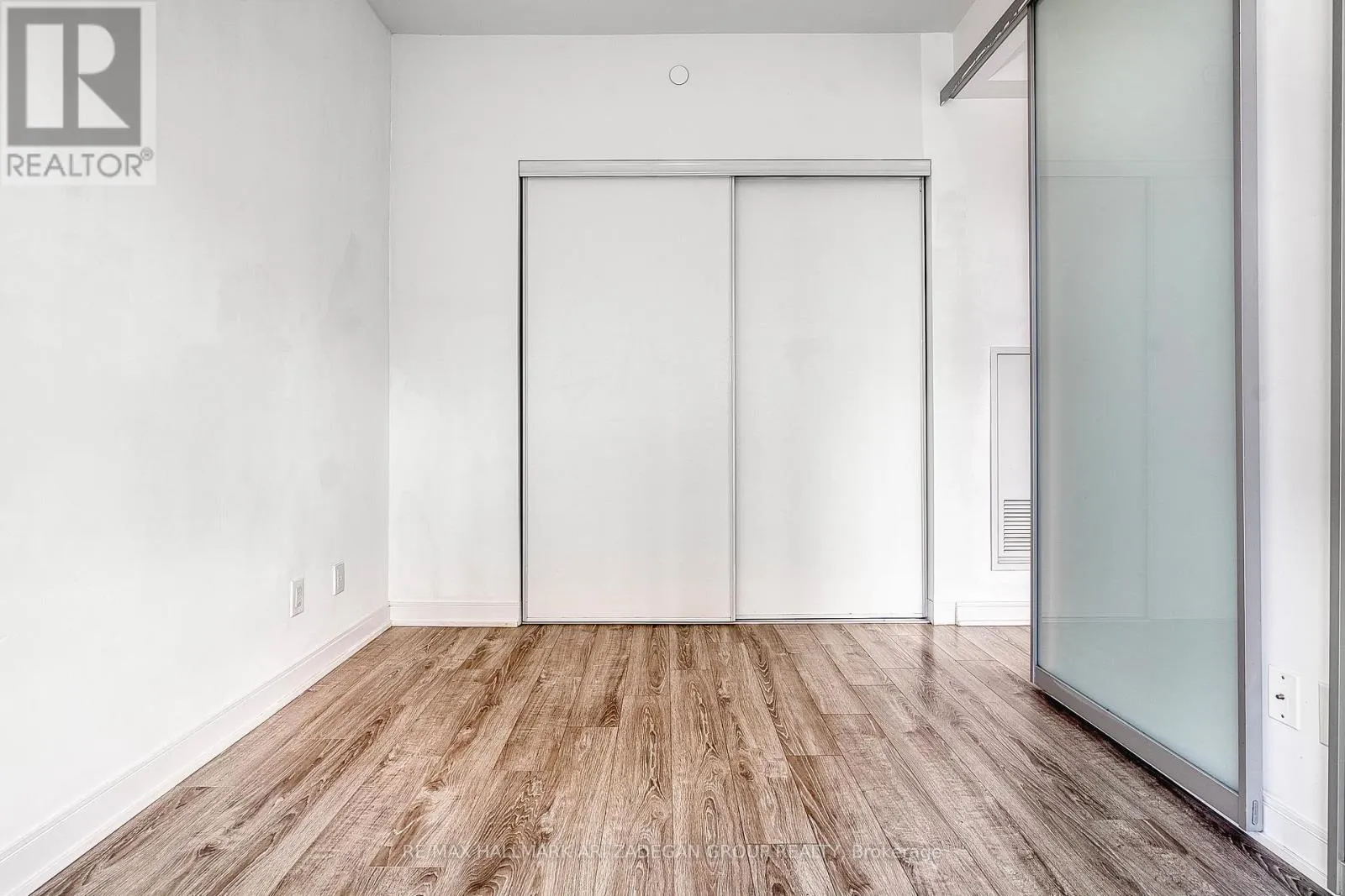 1415 - 50 CHARLES STREET E