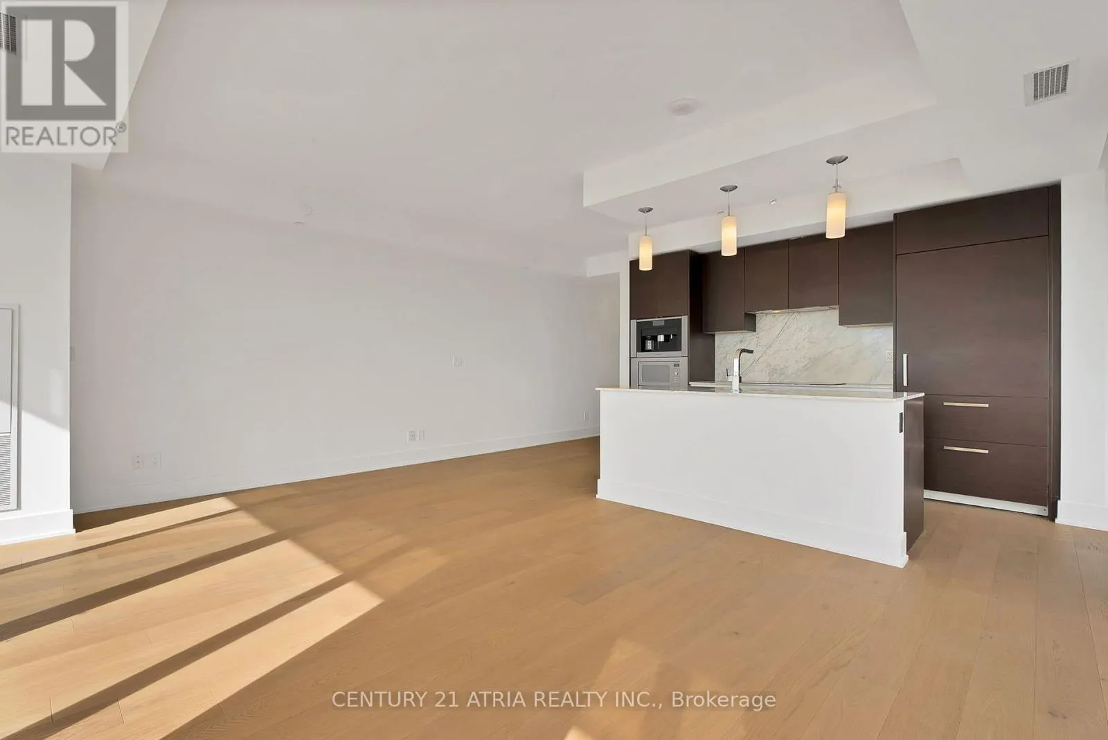 3002 - 200 BLOOR STREET W