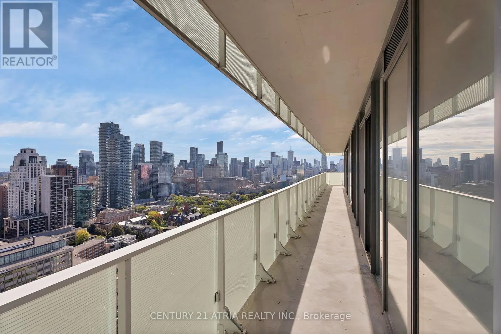 3002 - 200 BLOOR STREET W
