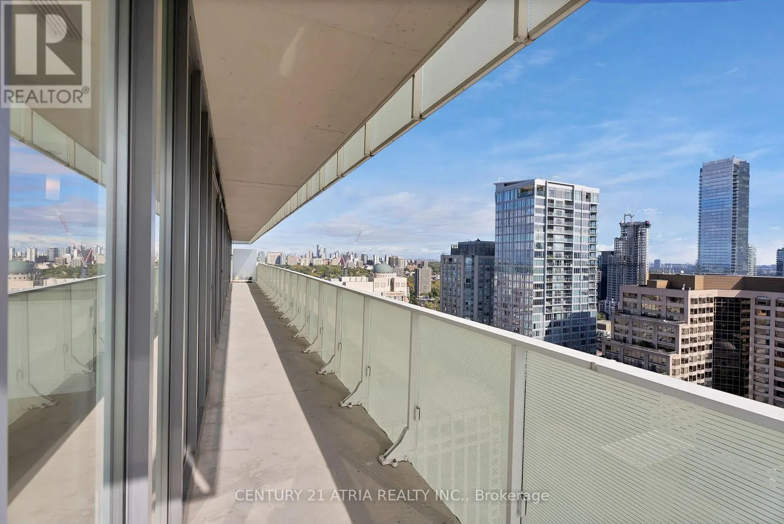 3002 - 200 BLOOR STREET W