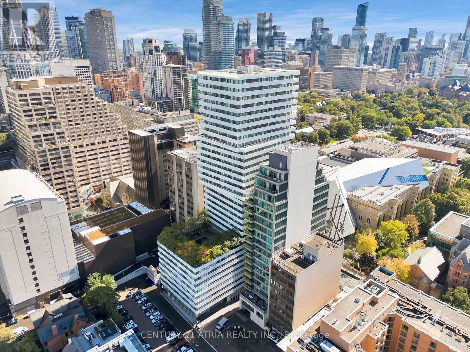 3002 - 200 BLOOR STREET W