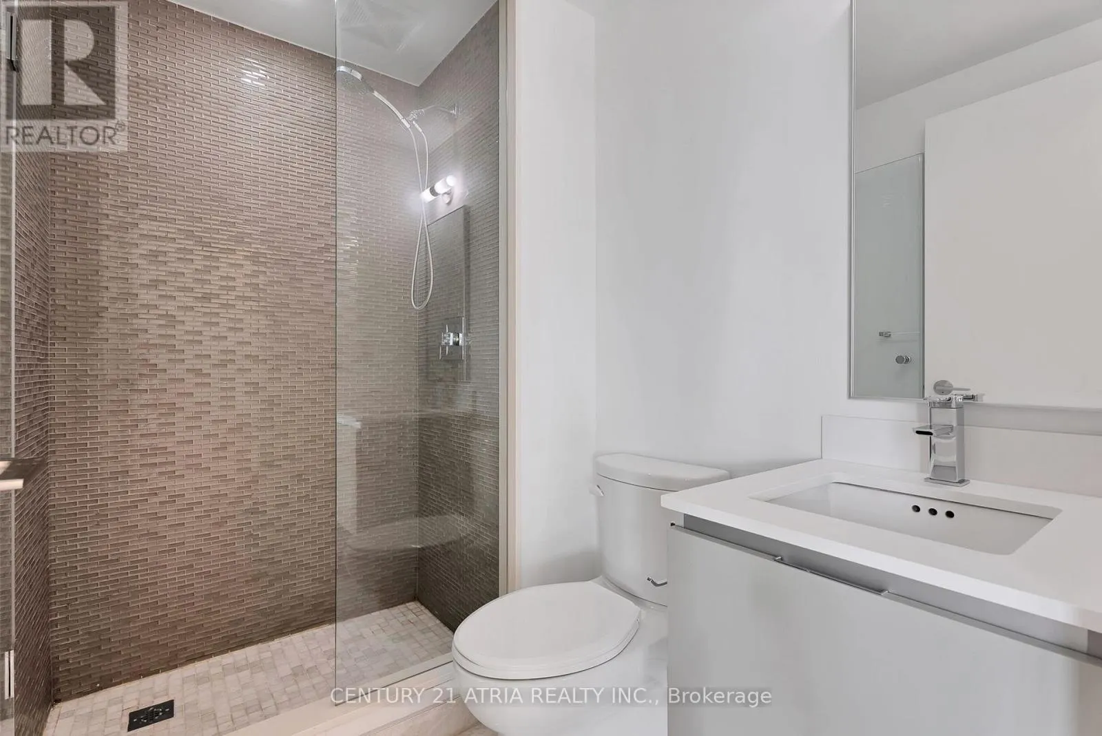 3002 - 200 BLOOR STREET W
