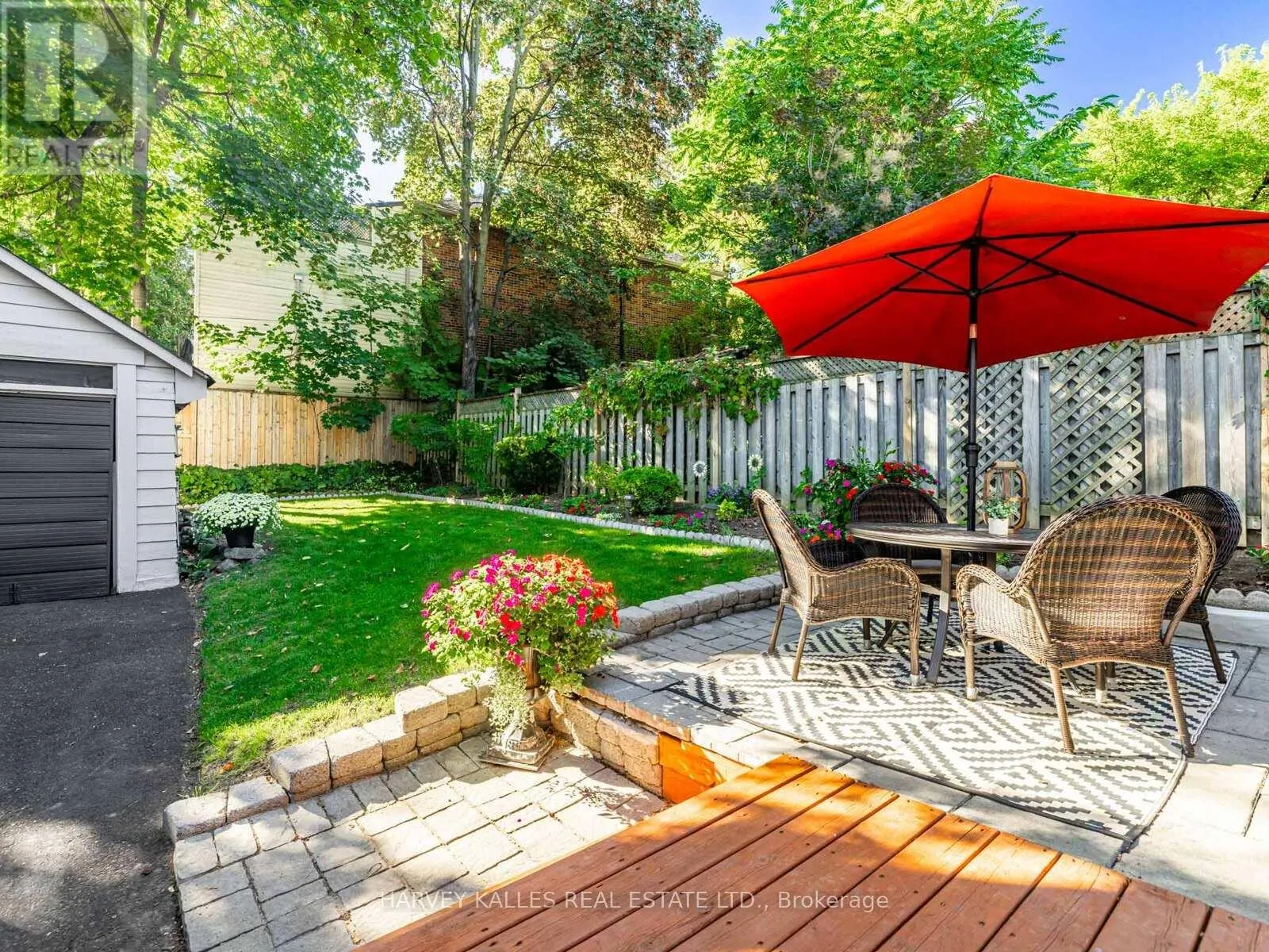 566 ORIOLE PARKWAY