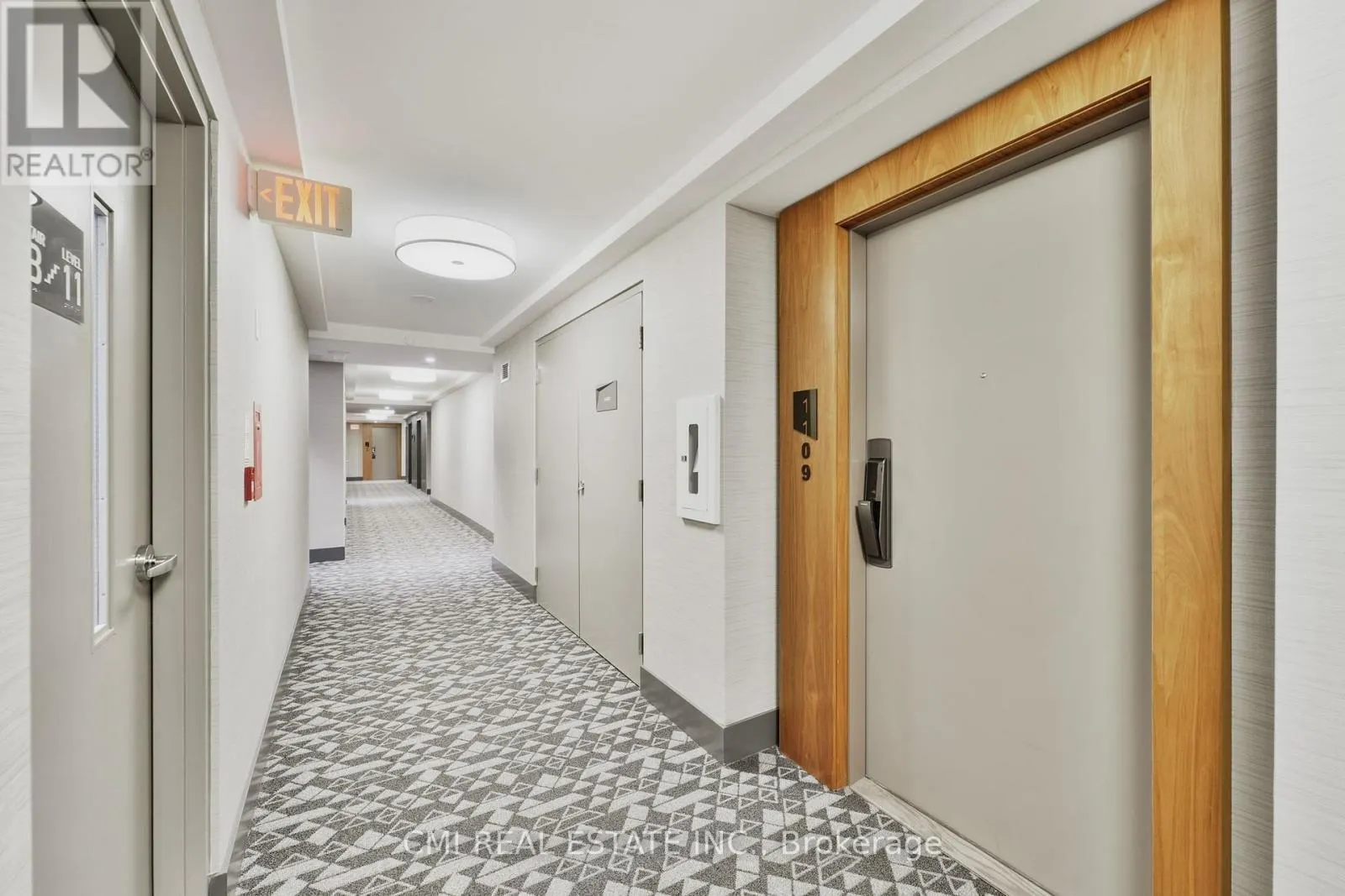 1109 - 10 YORK STREET