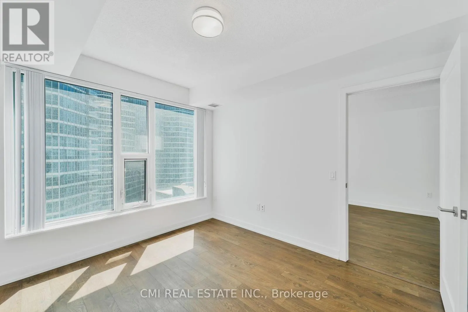 1109 - 10 YORK STREET