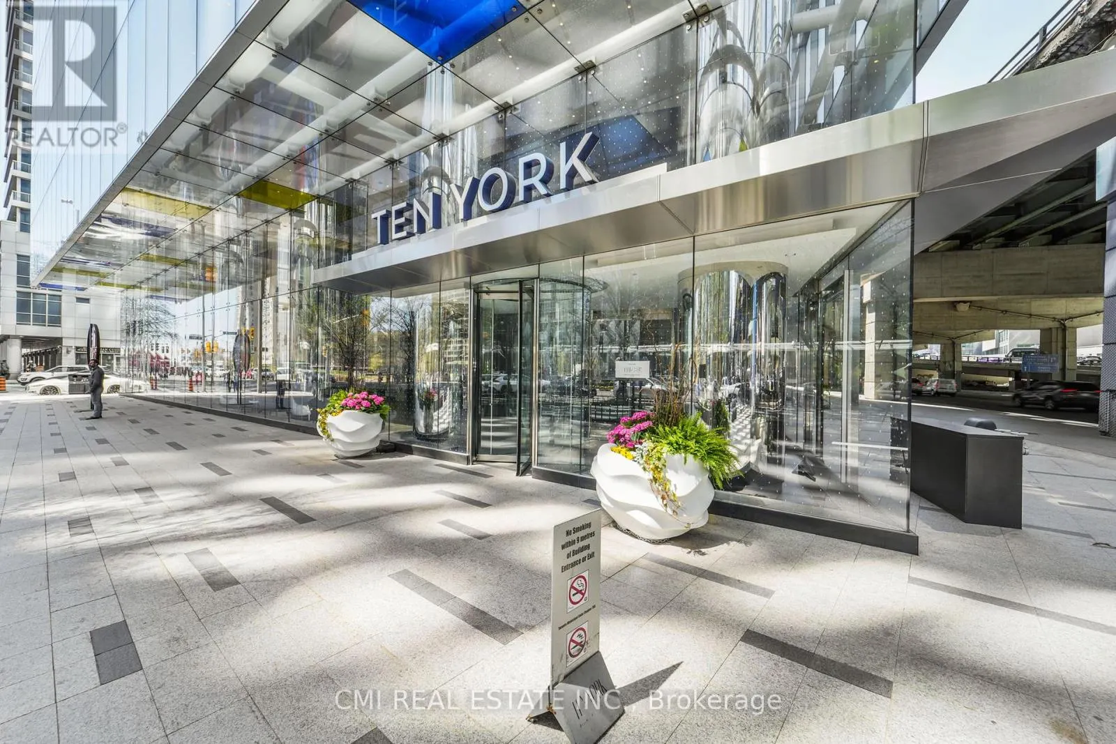 1109 - 10 YORK STREET