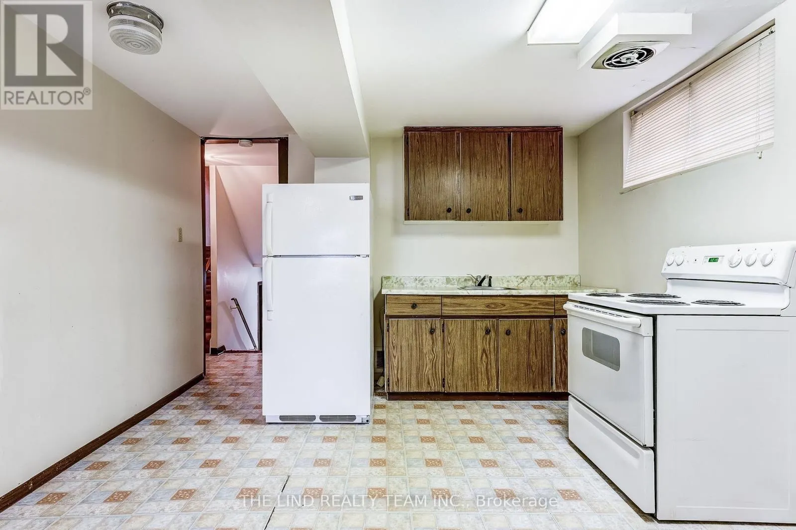 260 APACHE TRAIL