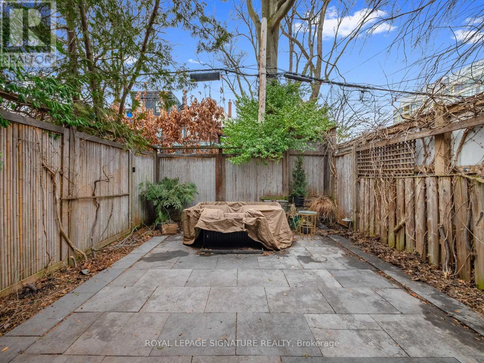 14 TRANBY AVENUE