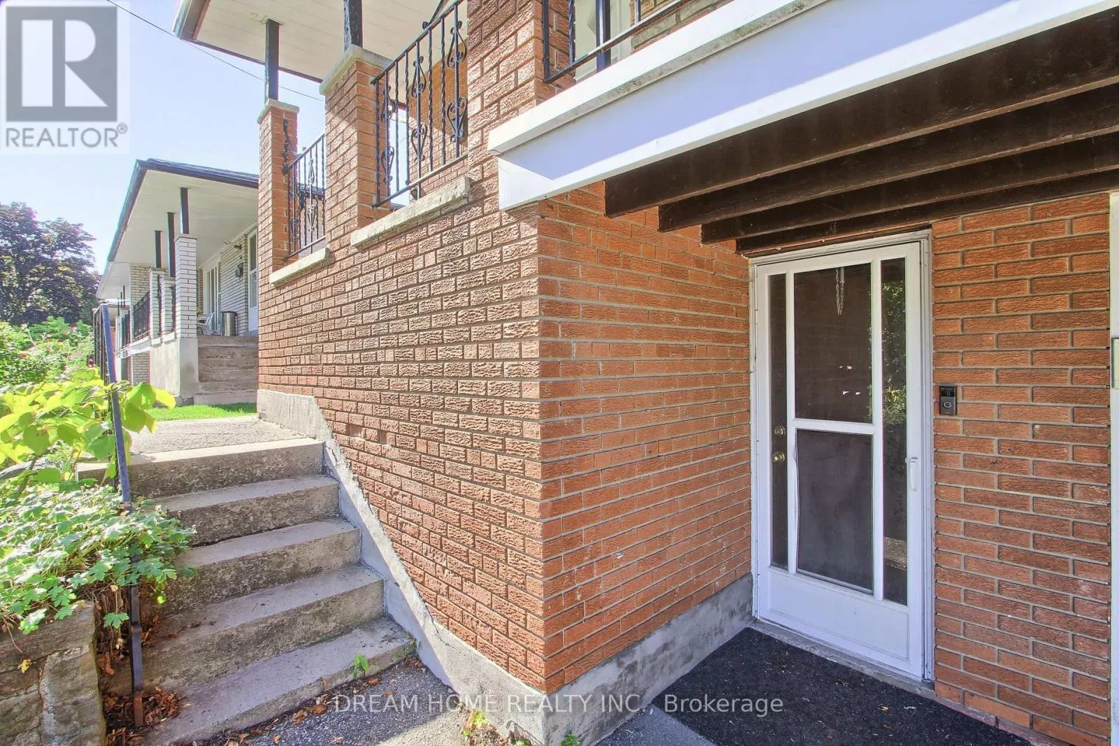 108 MINTWOOD DRIVE