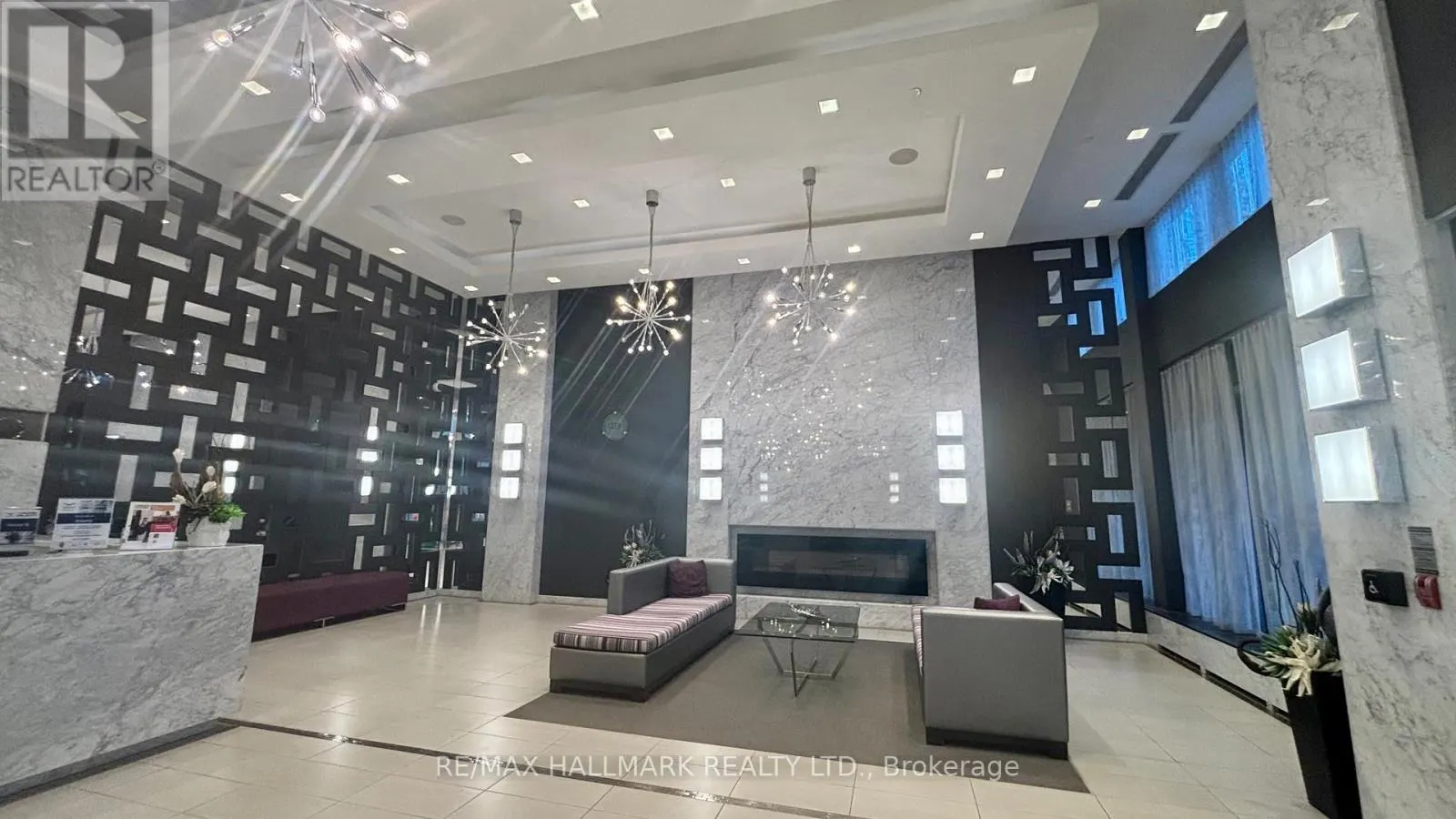 1008 - 18 GRAYDON HALL DRIVE
