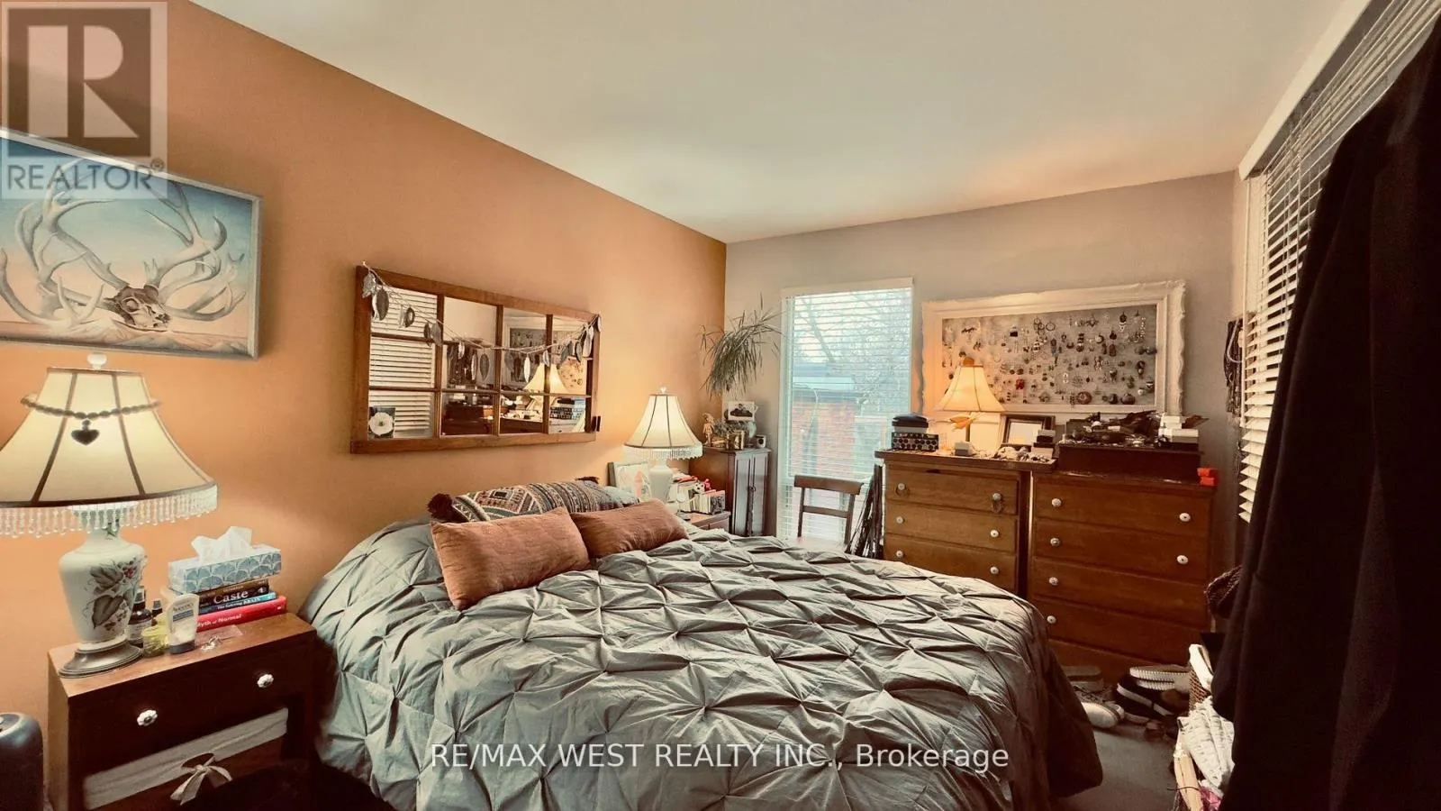 1061 BATHURST STREET