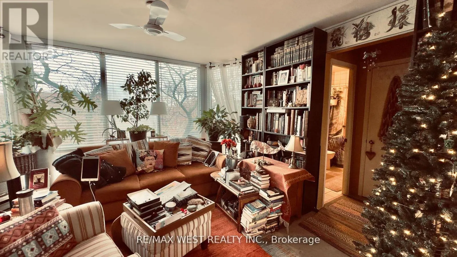 1061 BATHURST STREET