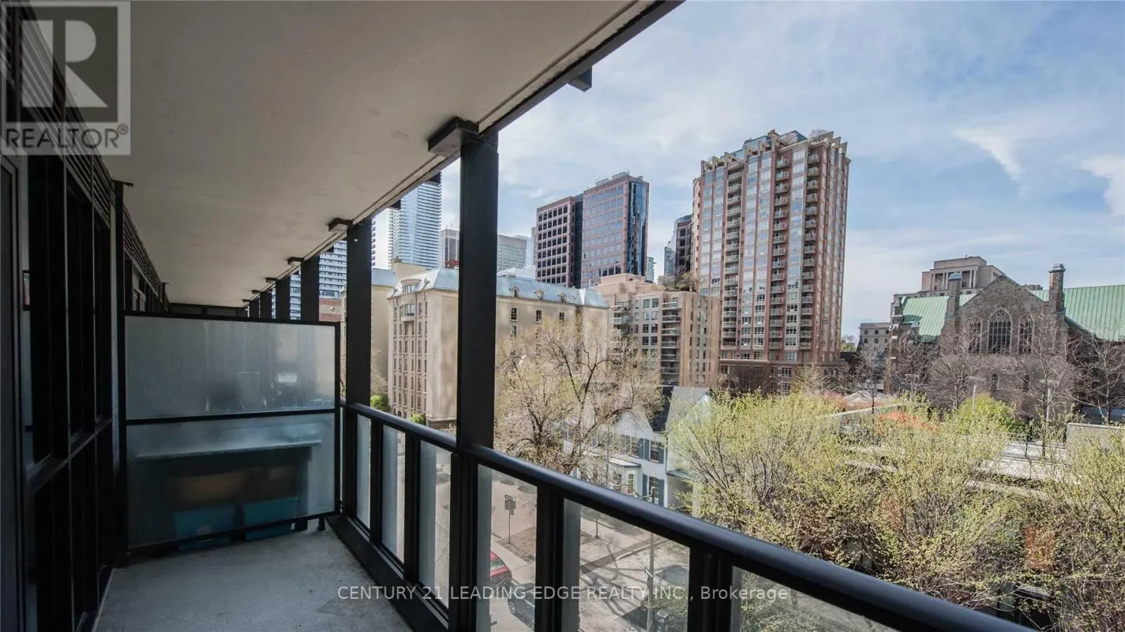 509 - 101 CHARLES STREET E