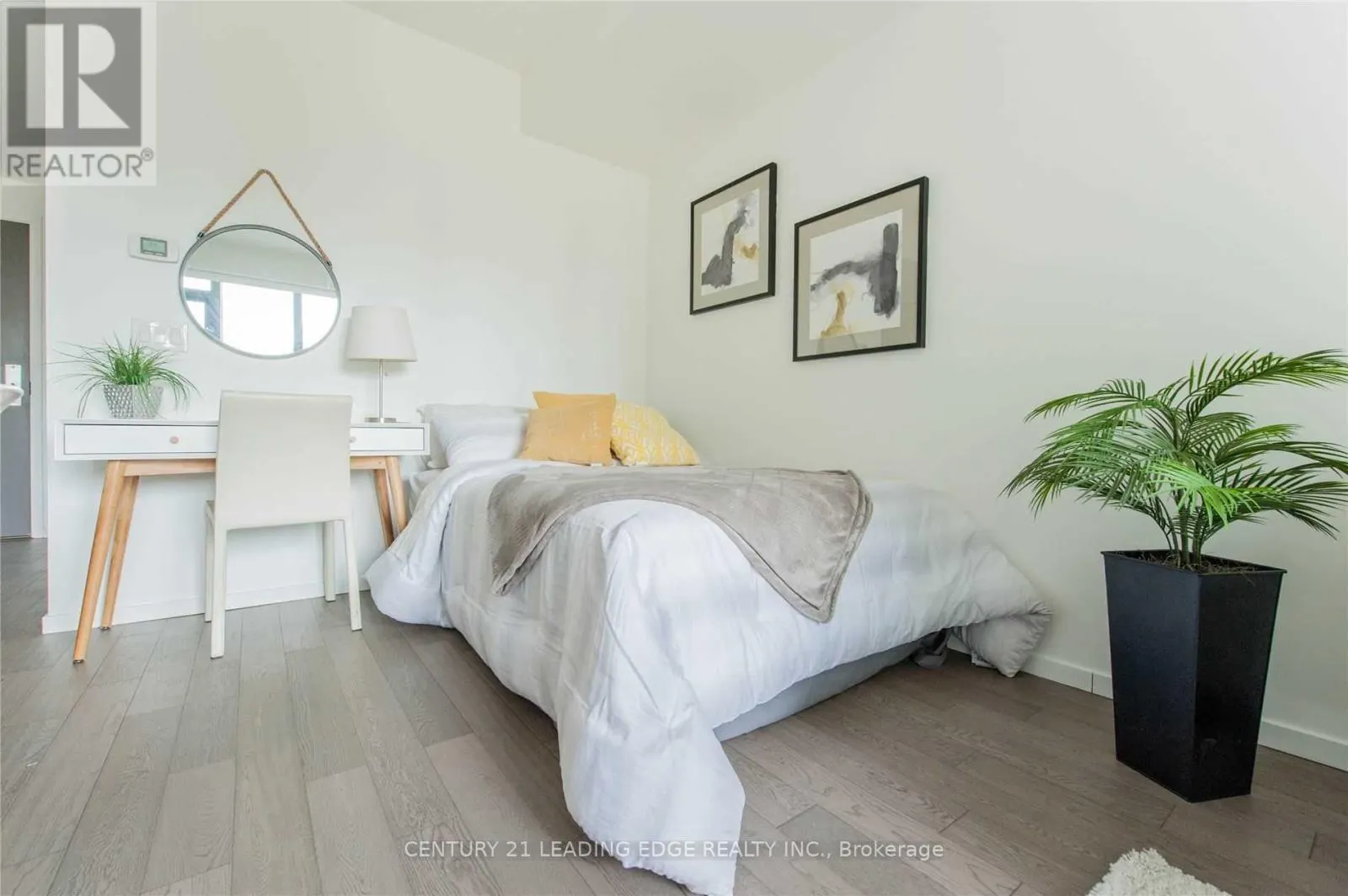 509 - 101 CHARLES STREET E