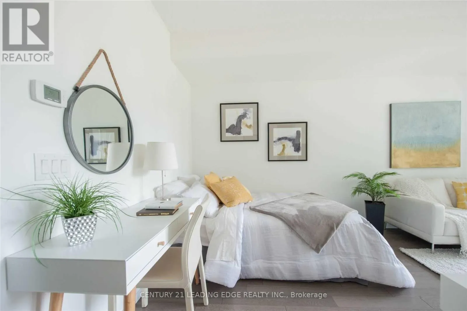 509 - 101 CHARLES STREET E