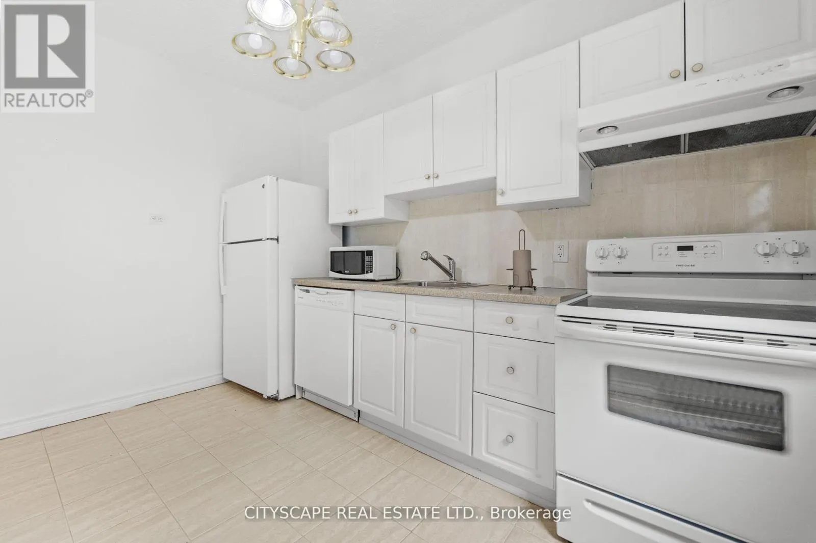 92 BELLWOODS AVENUE
