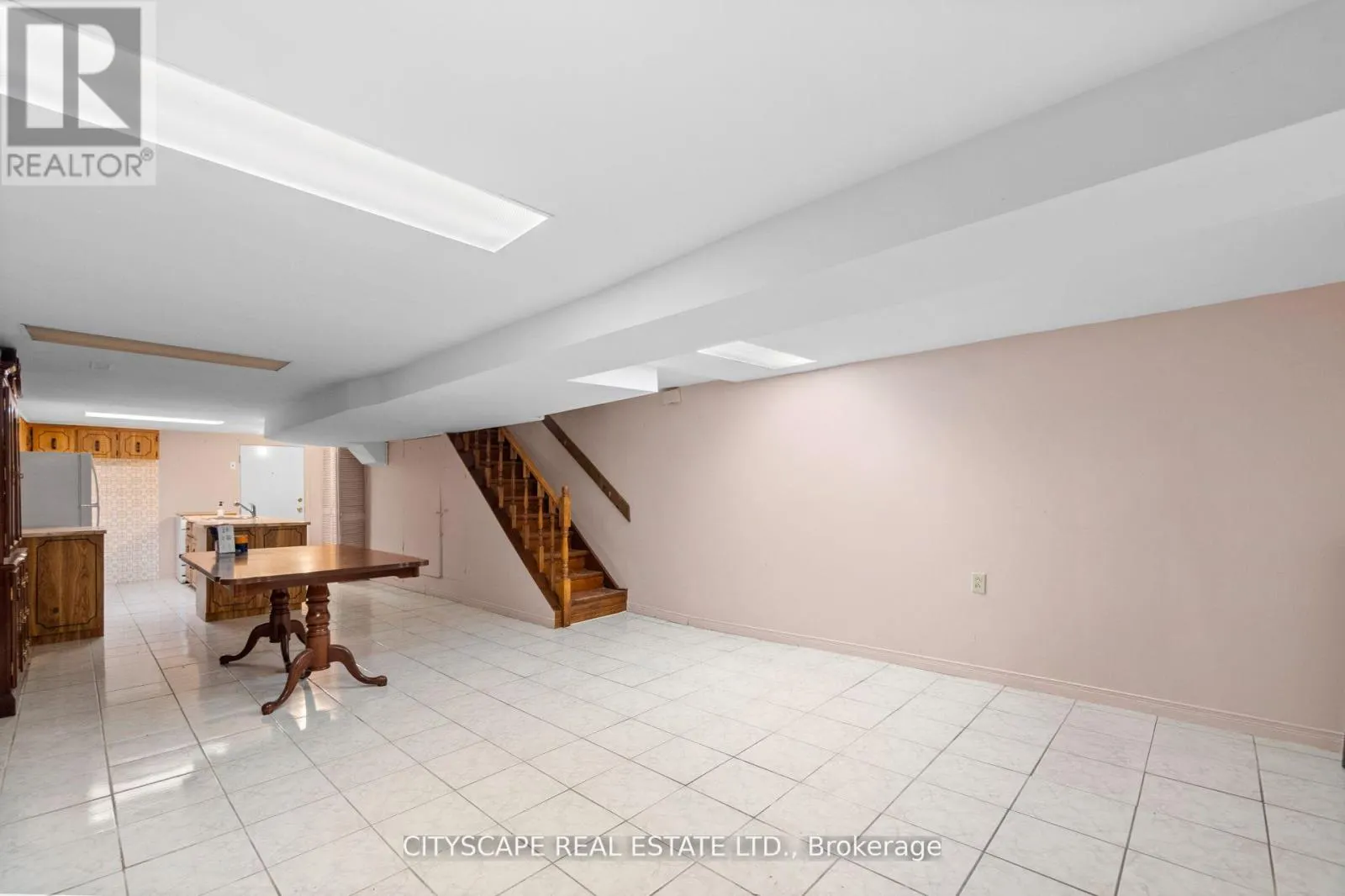 92 BELLWOODS AVENUE