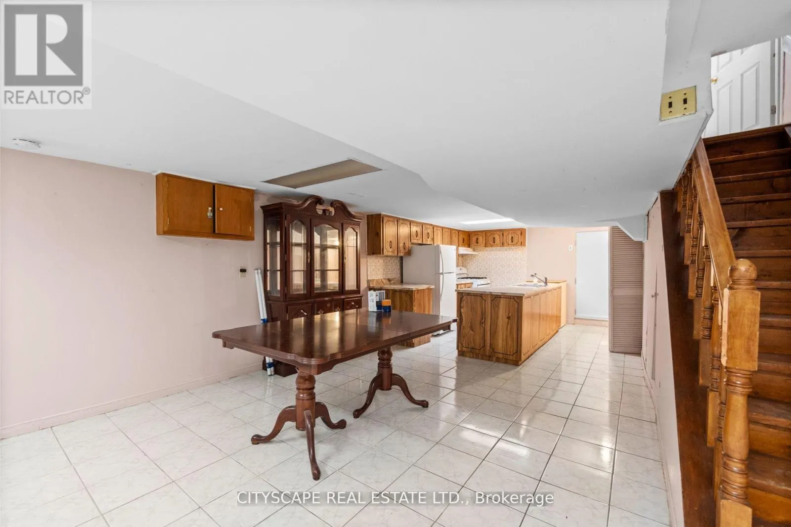 92 BELLWOODS AVENUE