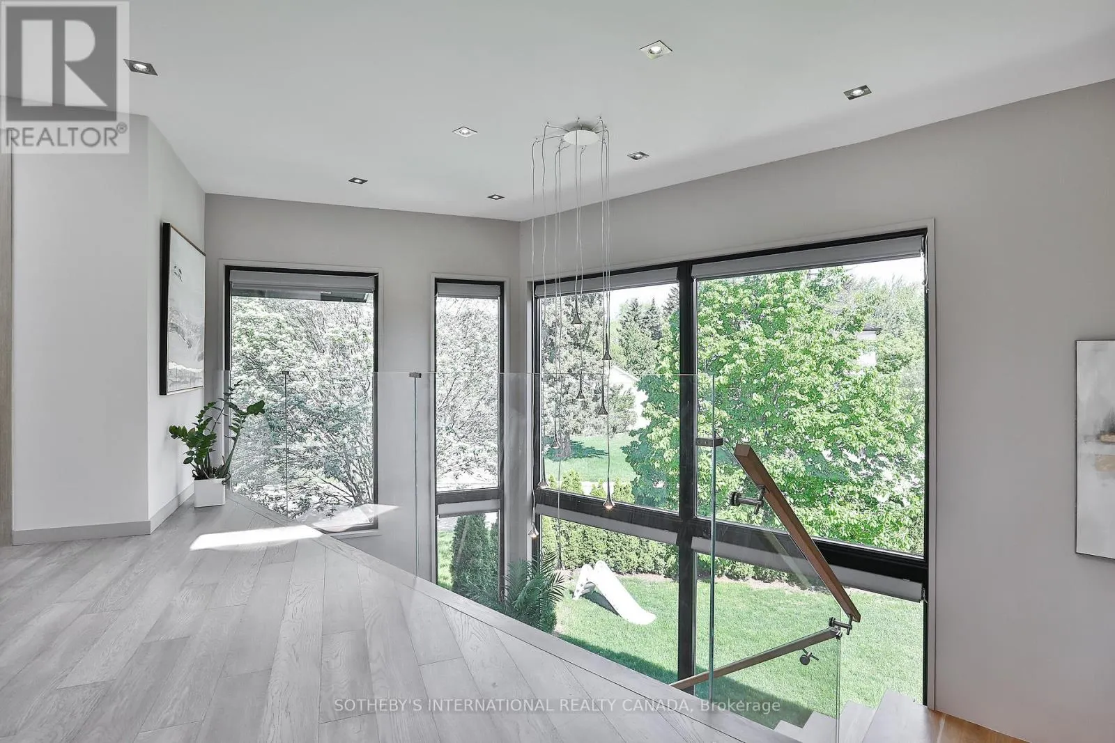 31 OVERTON CRESCENT
