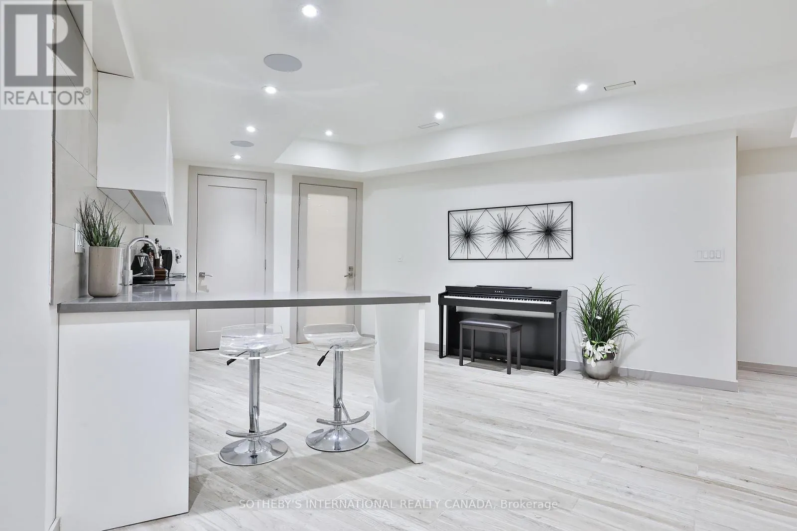 31 OVERTON CRESCENT