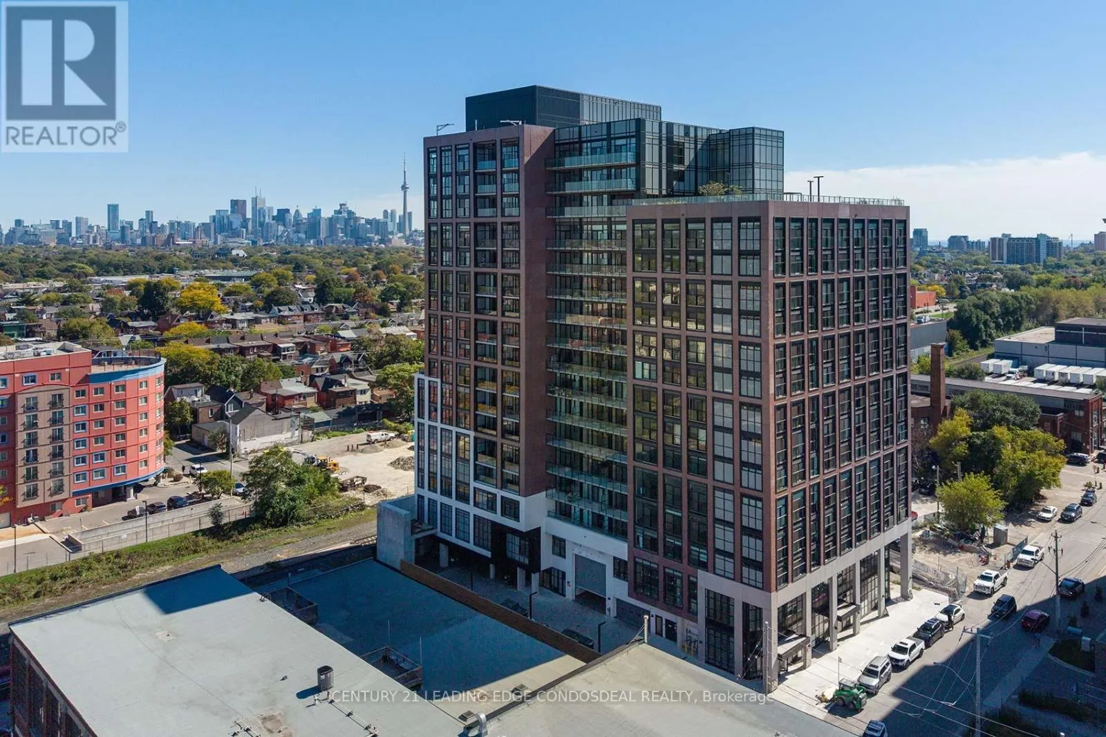 1402 - 181 STERLING ROAD