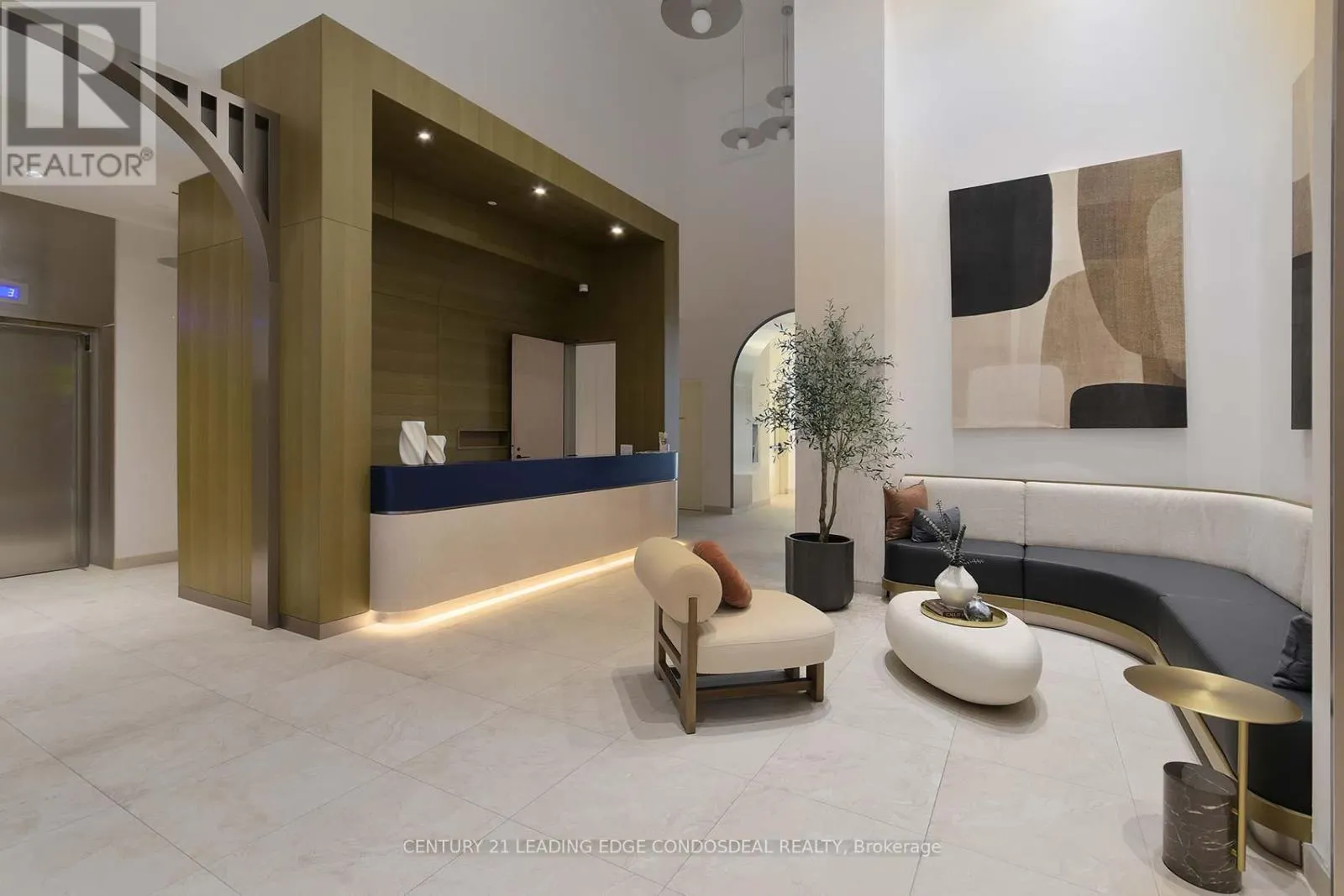 1402 - 181 STERLING ROAD