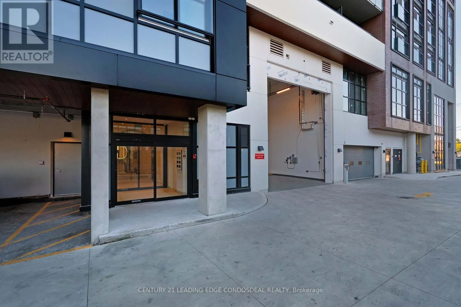 1402 - 181 STERLING ROAD