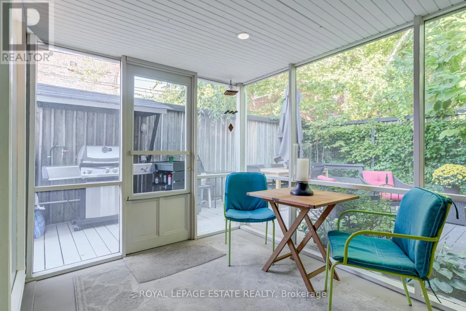 5 WOODSTOCK PLACE