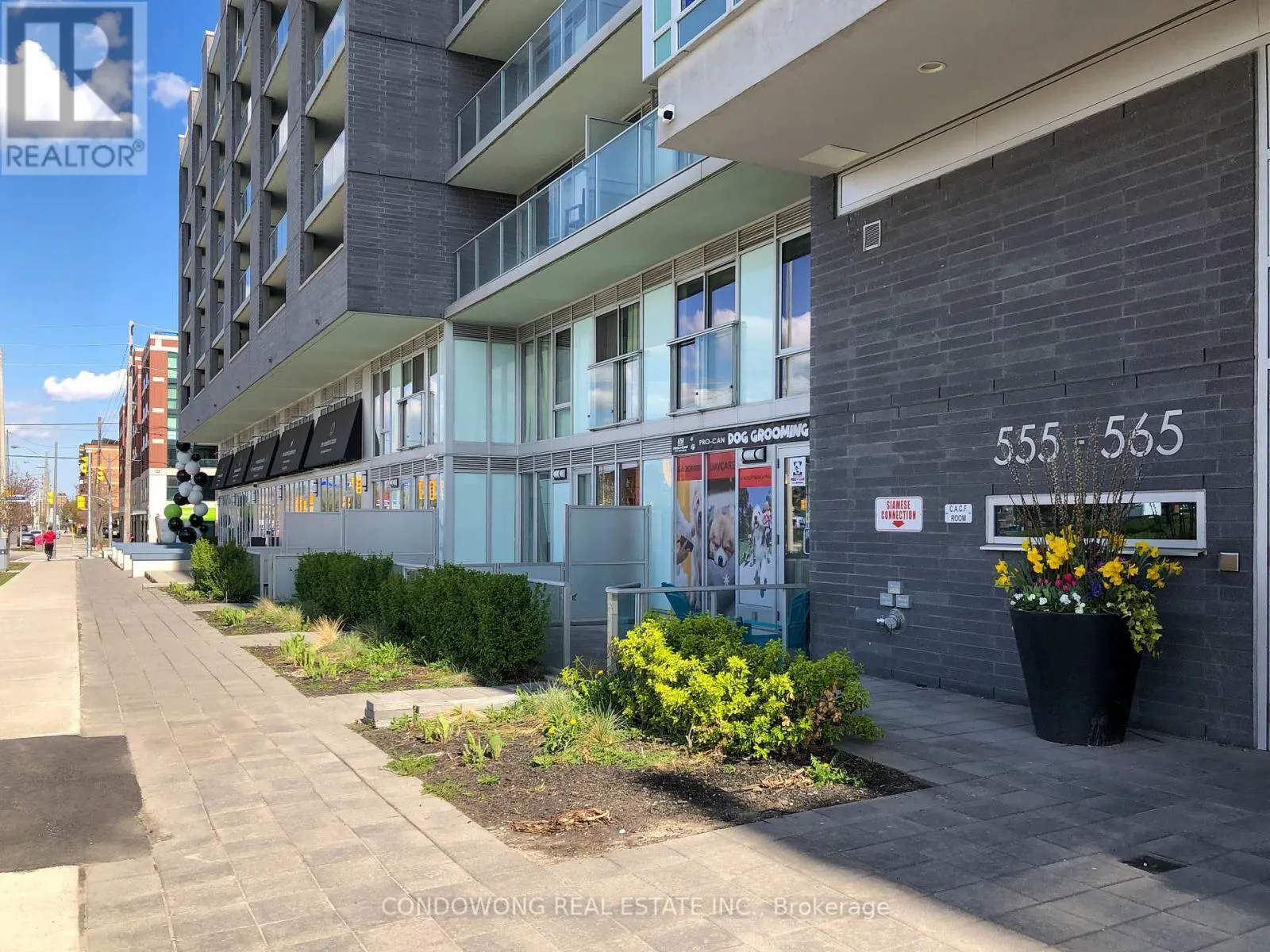 E1005 - 555 WILSON AVENUE