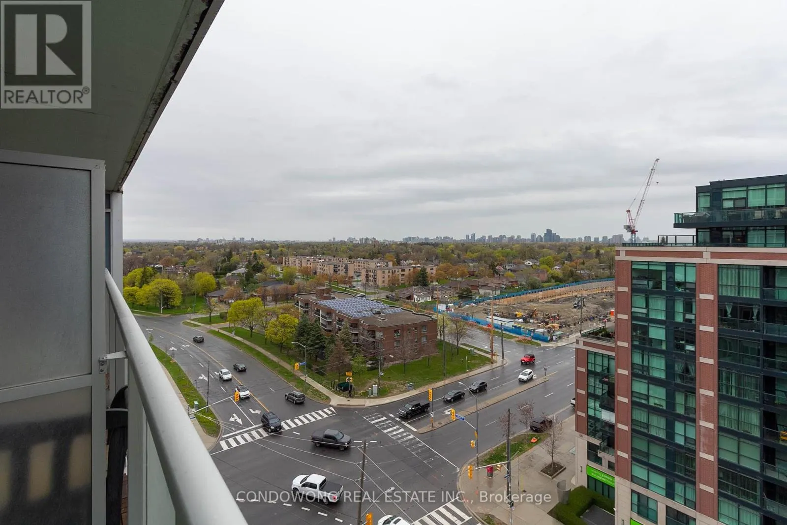 E1005 - 555 WILSON AVENUE
