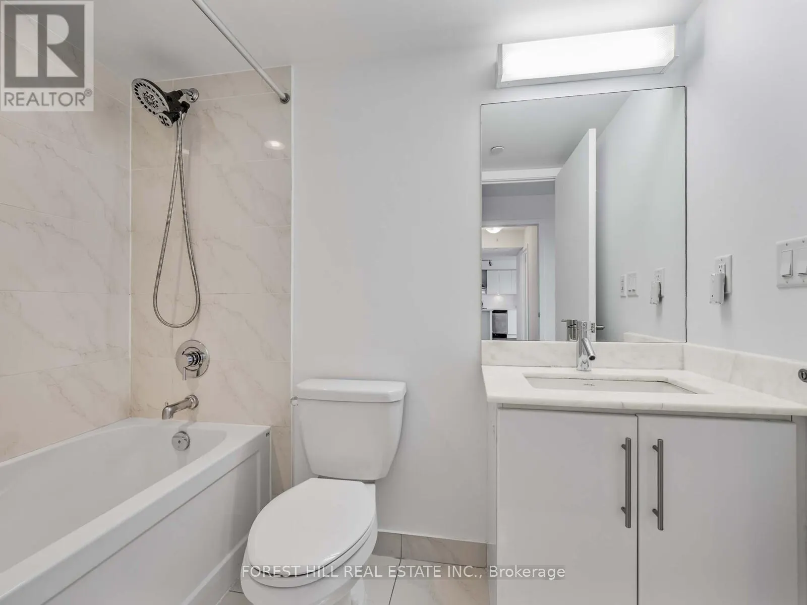 510 - 58 ORCHARD VIEW BOULEVARD
