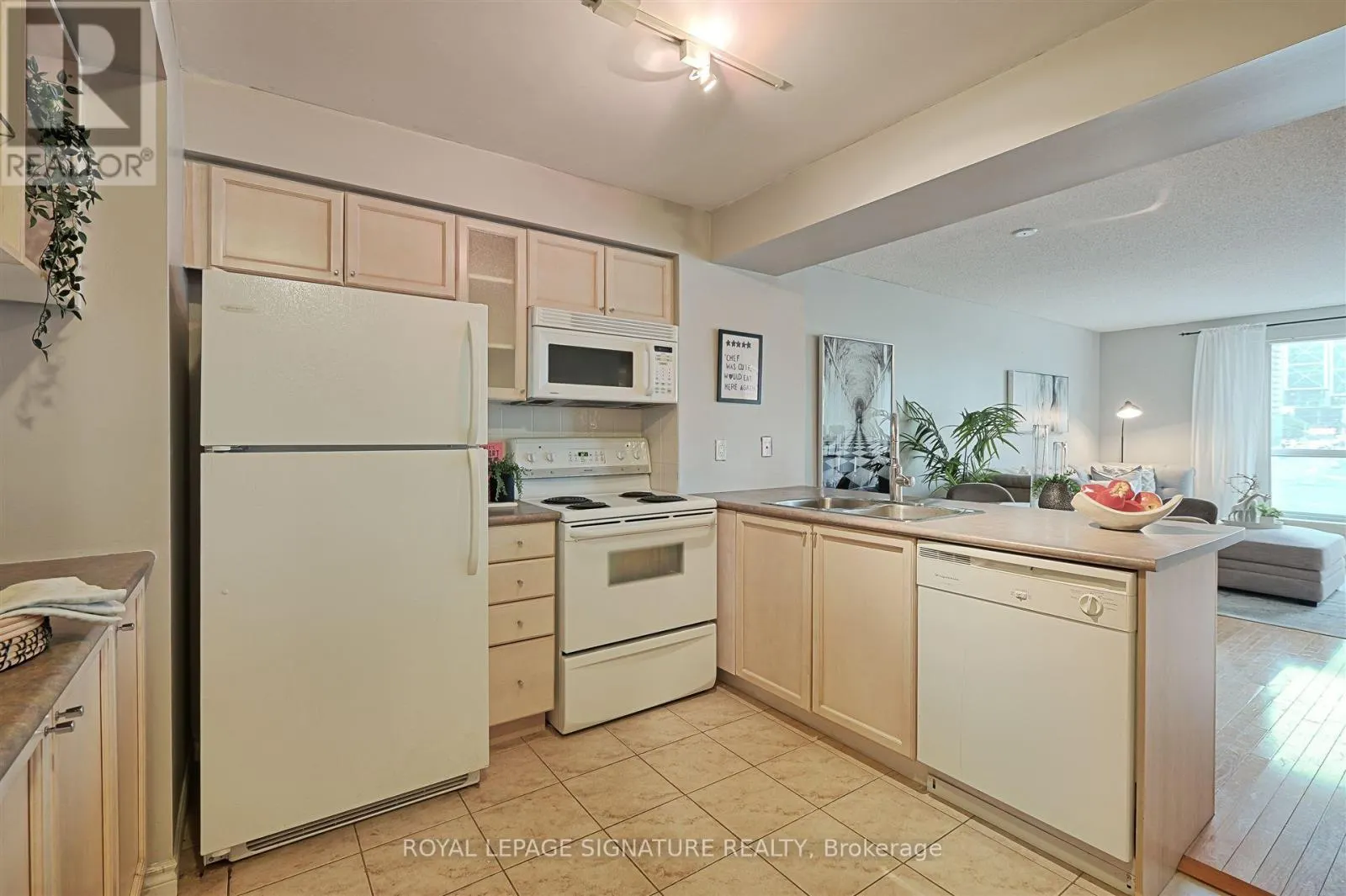 505 - 410 QUEENS QUAY W