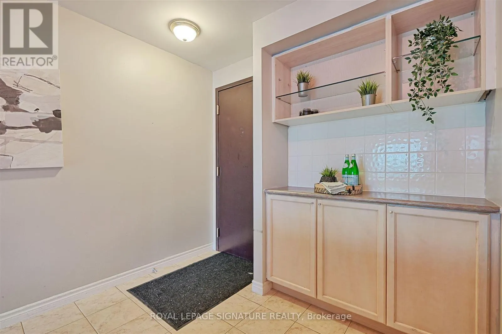 505 - 410 QUEENS QUAY W