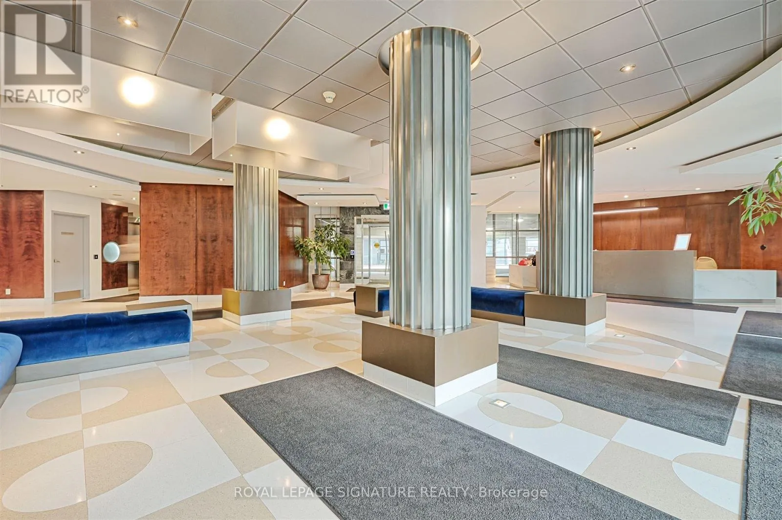 505 - 410 QUEENS QUAY W