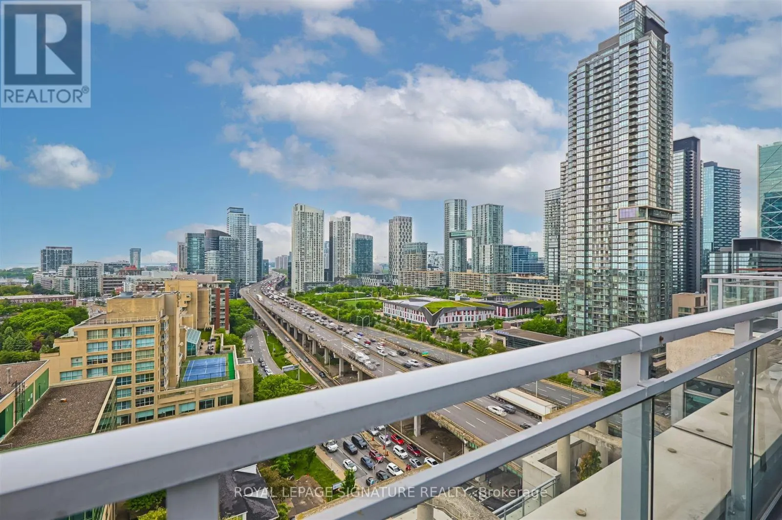 505 - 410 QUEENS QUAY W