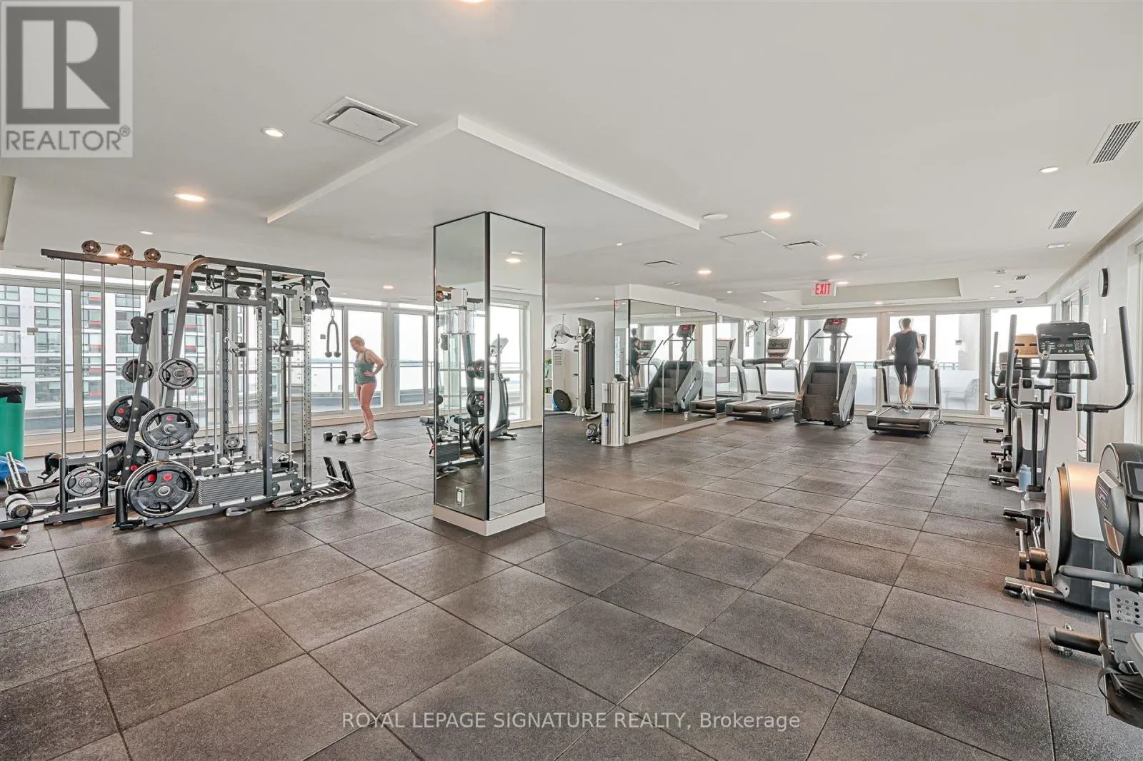 505 - 410 QUEENS QUAY W
