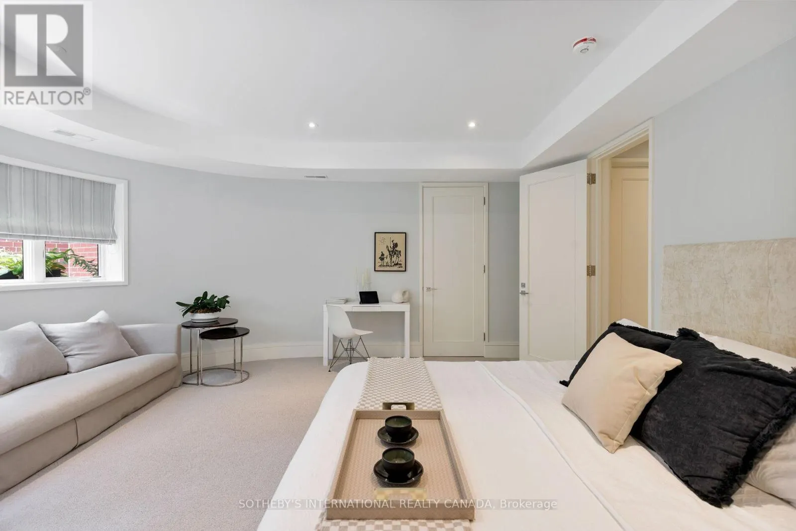 7 THURLOE AVENUE