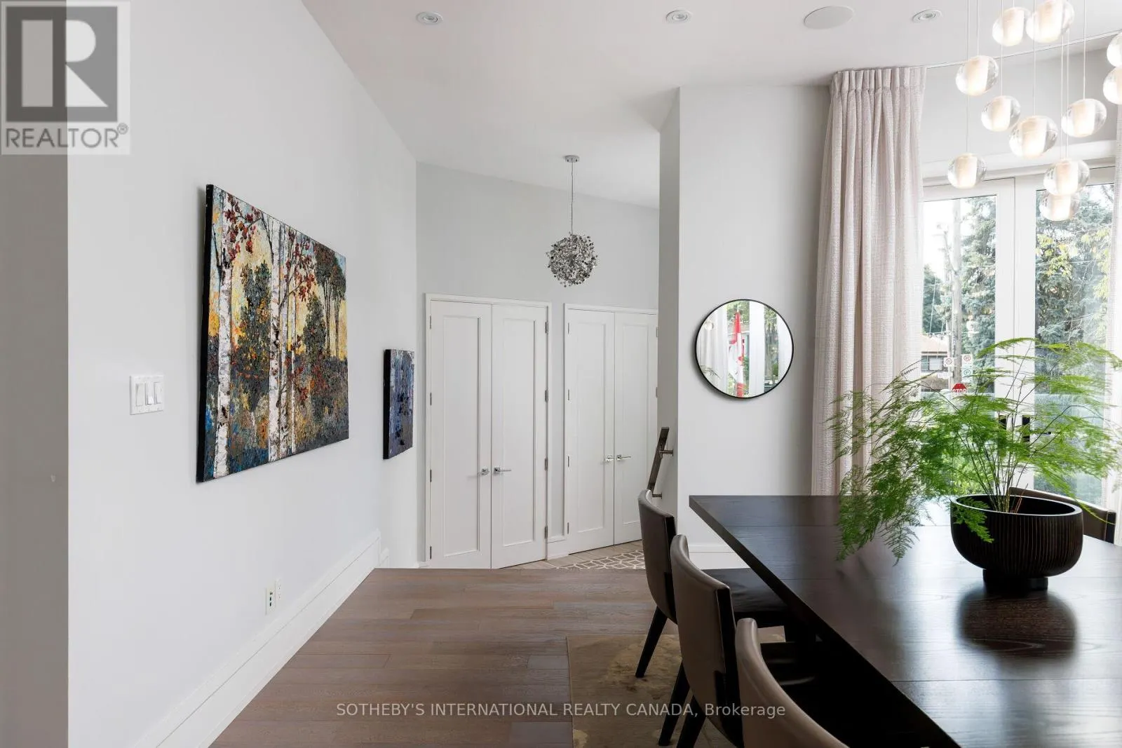 7 THURLOE AVENUE