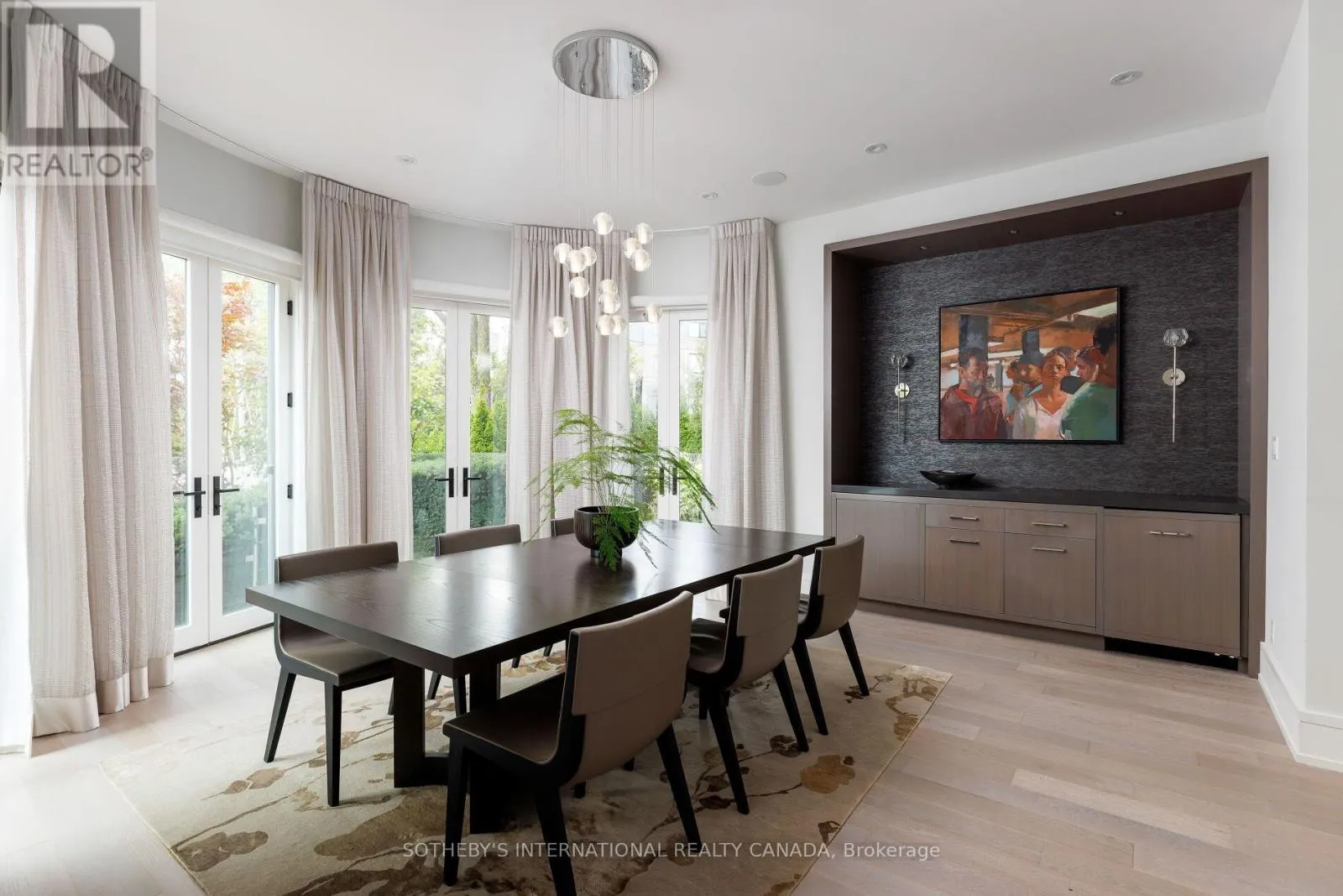 7 THURLOE AVENUE