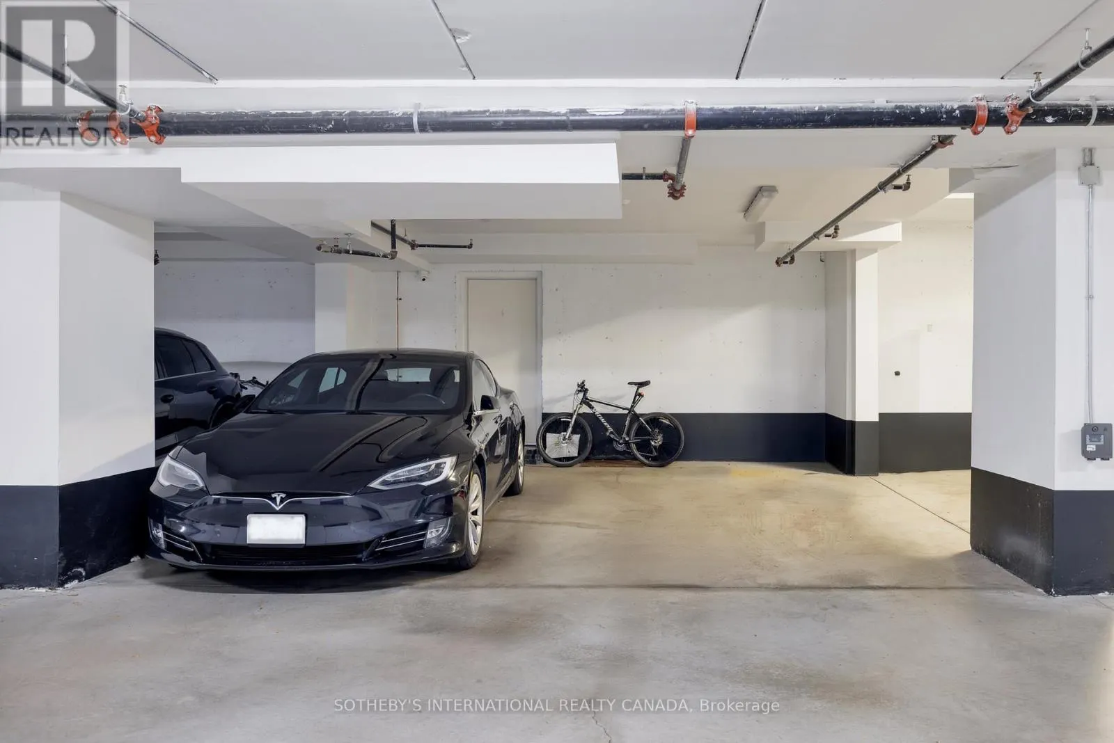 7 THURLOE AVENUE
