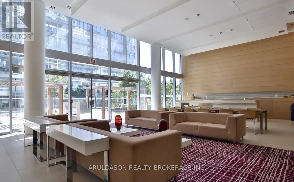 1125 - 29 QUEENS QUAY E