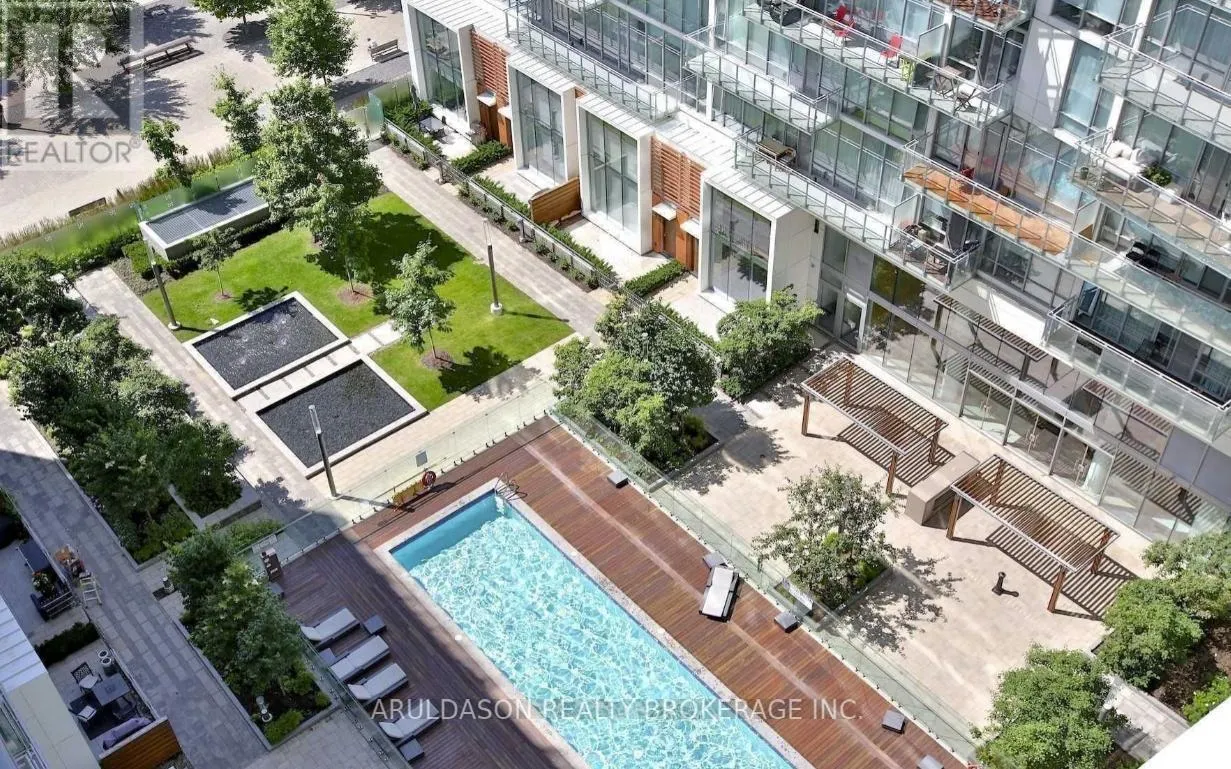 1125 - 29 QUEENS QUAY E