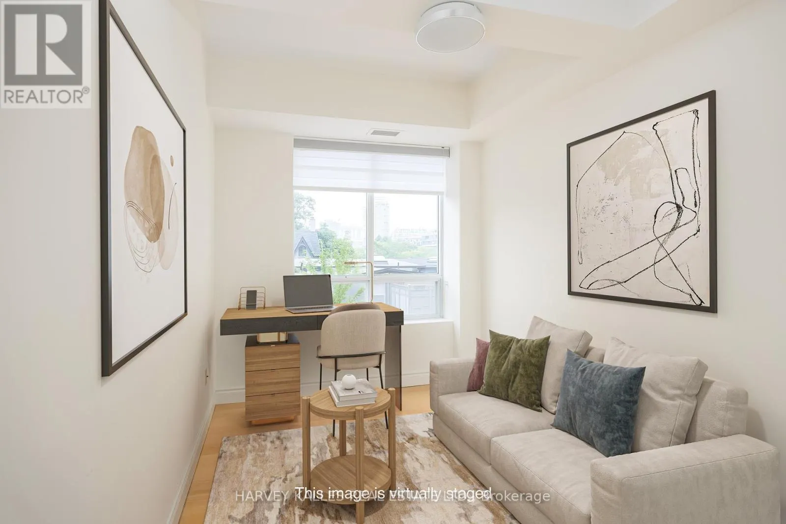 302 - 77 MCMURRICH STREET