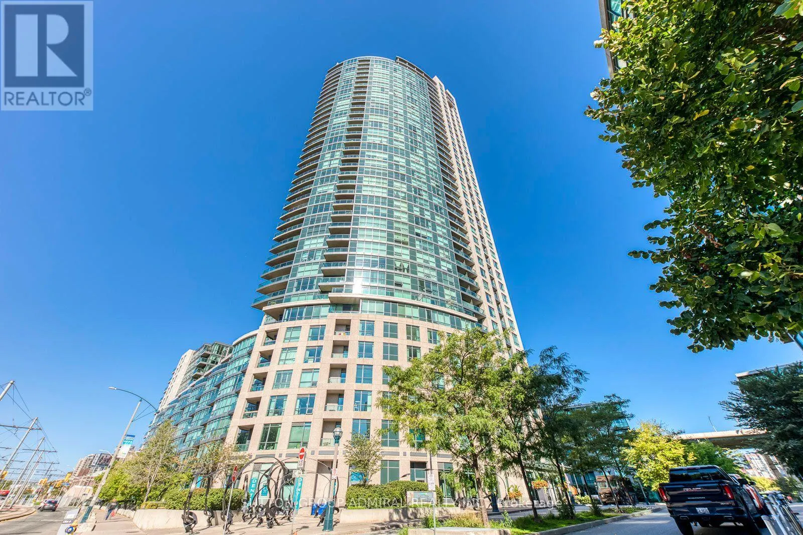 709 - 219 FORT YORK BOULEVARD