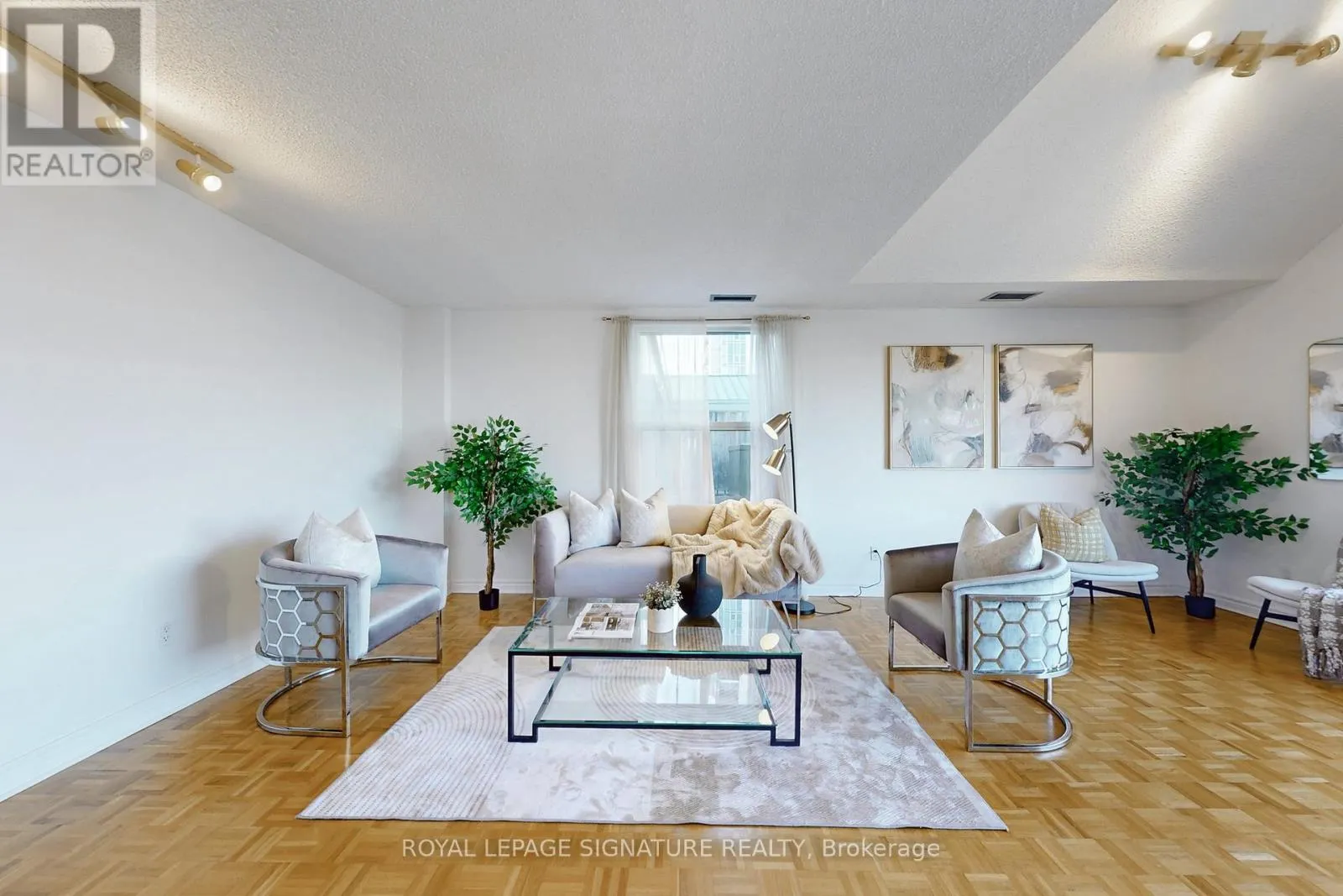 1205 - 5795 YONGE STREET