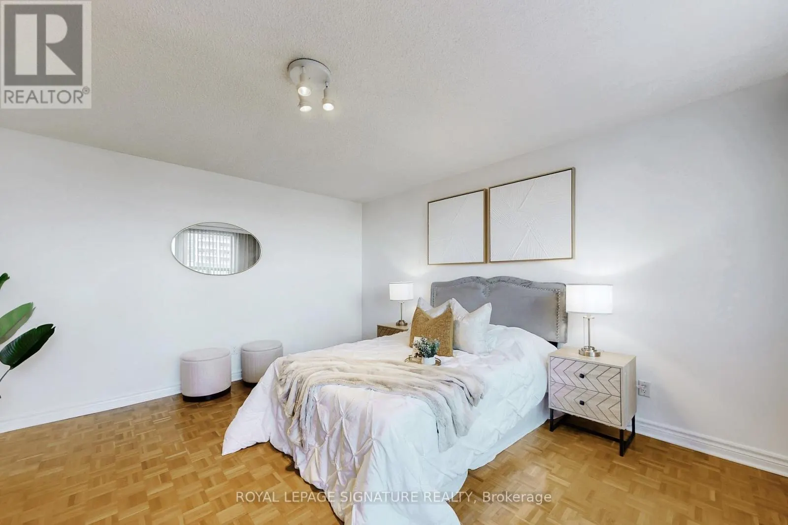 1205 - 5795 YONGE STREET