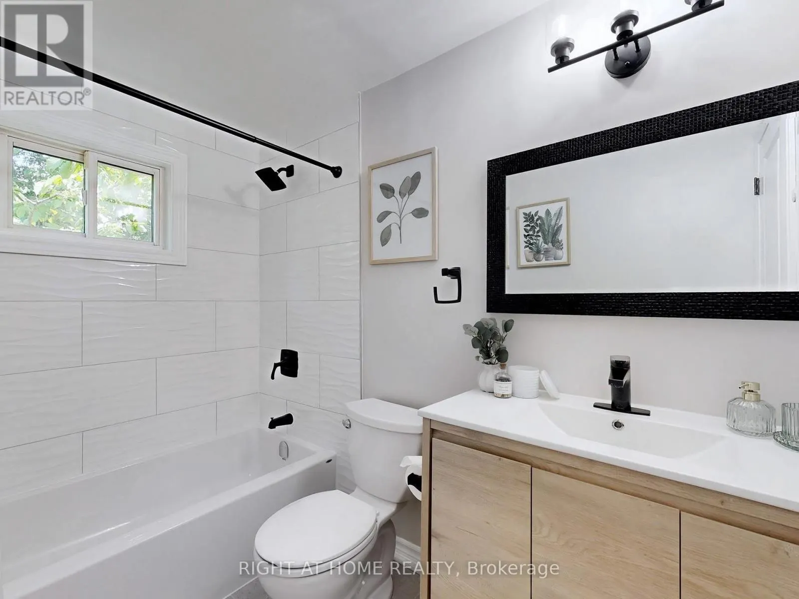 61 PLUM TREE WAY