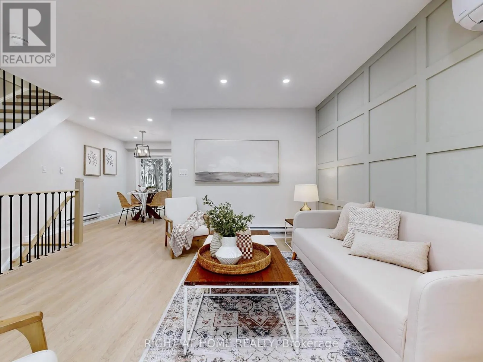 61 PLUM TREE WAY