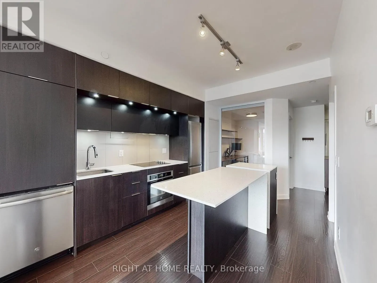1407 - 55 REGENT PARK BOULEVARD