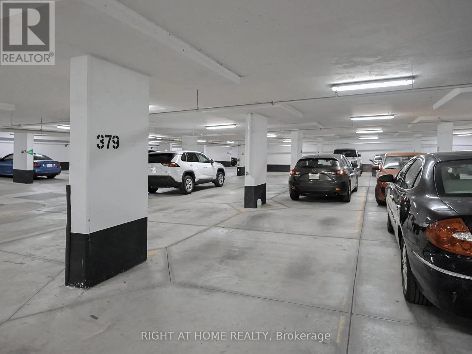 1407 - 55 REGENT PARK BOULEVARD